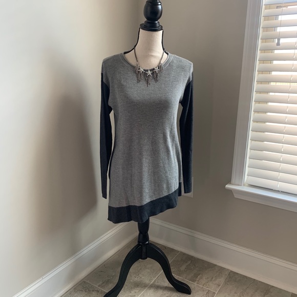 Vince Camuto Asymmetrical Sweater - NWOT - Picture 11 of 12